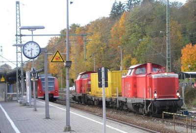 track cleaning train