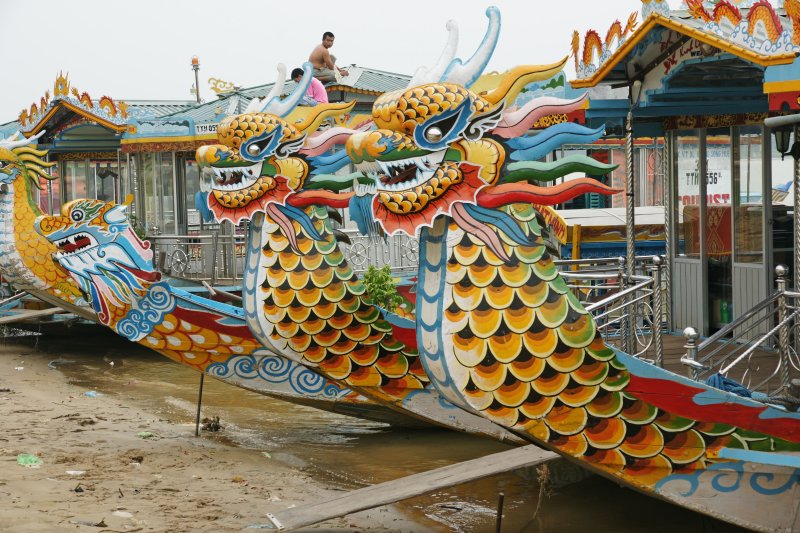 Dragon Boats Hue.jpg