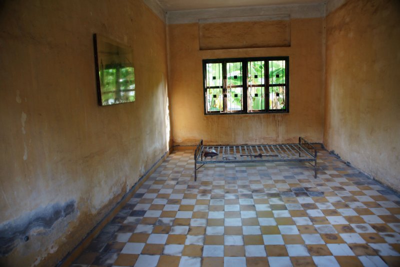 Tuol Sleng S21 Prison Phnom Penh.jpg