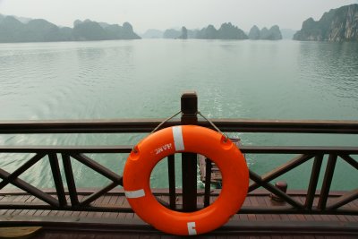 Halong Bay 3.jpg