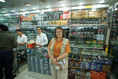 Buying Lense in Hong Kong.jpg