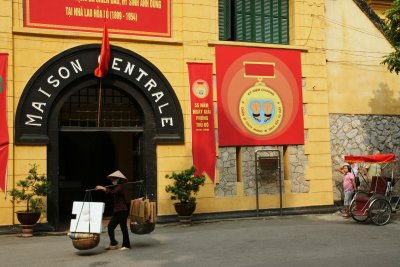 Hoa Lo Prison Hanoi.jpg