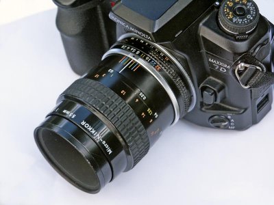 Nikon Micro Nikkor on M42 0001.jpg