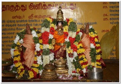 Sri Annan Perumal - Thirumozhi Sathumarai (9th Day Night).jpg