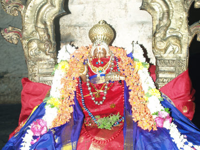 swAmi dEsikan mangalAsAsanam of thAyAr