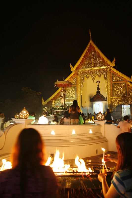 Wat Phra Singh 3175.web.jpg