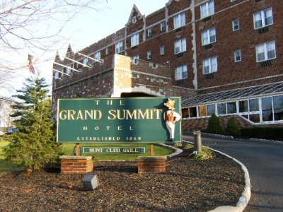 The Grand Summit Hotel #2