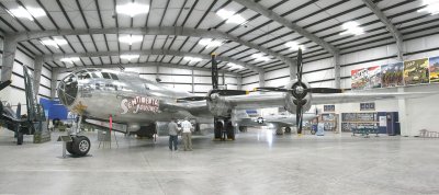 Bomber B-29 Enola Gay class...>  IMG_3359_60.jpg