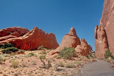 Trail head to Arch IMG_6586.jpg