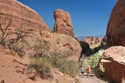 Trail to Arch MG_6642.jpg