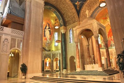 Altar IMG_4422.jpg