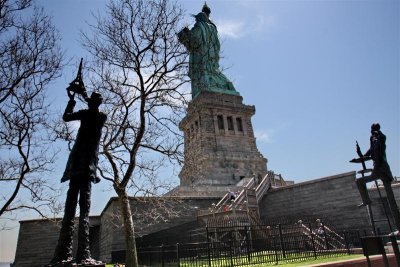 The Statue's Architecturer   MG_5763.jpg