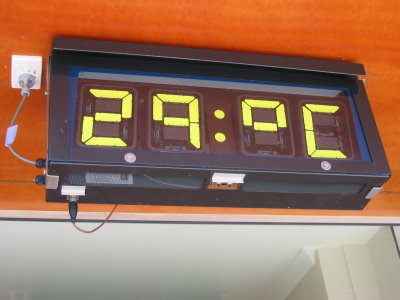 For converting Celsius to Fahrenheit the easy formula is to double and add 32 (29*2+32=90). Not exact but close enough
