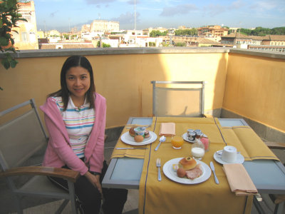 Breakfast in Capo dAfrica Hotel