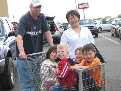Family Trip to Wal-Mart, YEAH!