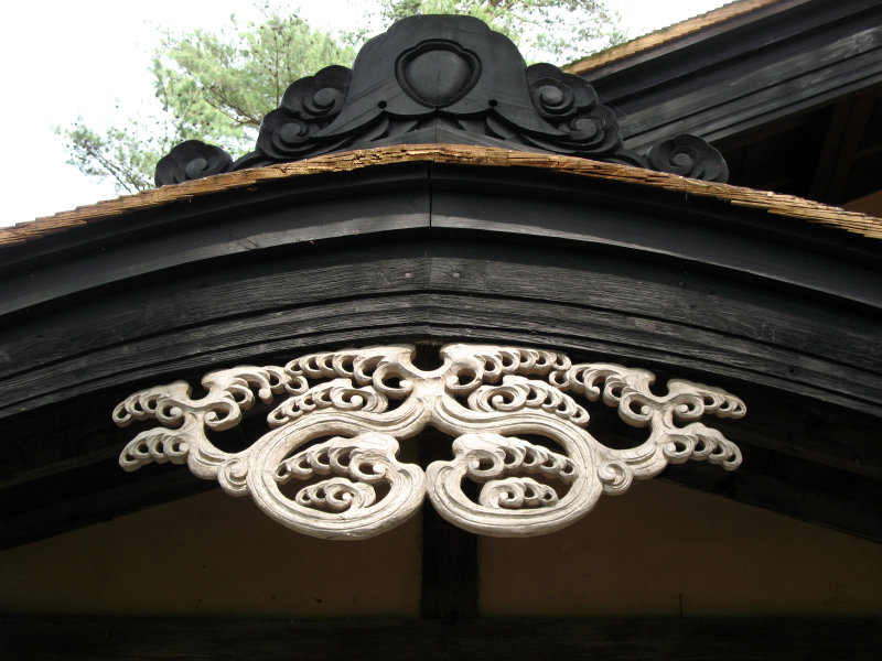 Roof detail on the Iwahashi-ke residence