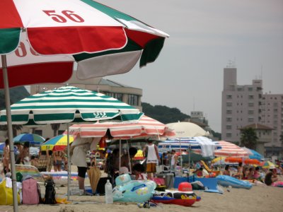 Beach parasols, Utsumi