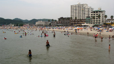 Utsumi's muddy water and beachfront