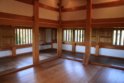 Spare interior within Shiroishi-jō