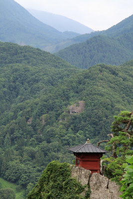 Nōkyō-dō and mountains beyond