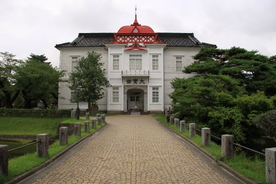 Taihō-kan in Tsuruoka-kōen