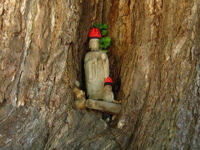 Buddhist deity in a niche