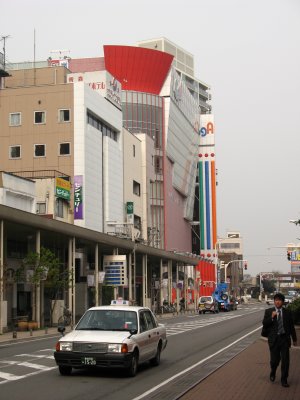 Taxi on Shinmachi-dōri