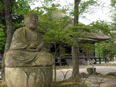 Buddha near the Jōgyō-dō (Circumambulation Hall)