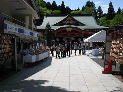 Gokoku-jinja on the castle grounds