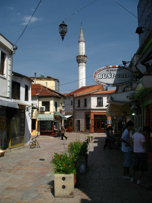 Shops in Čarija