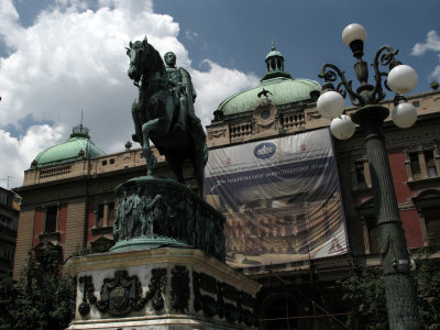 Statue of Prince Mihailo in front of the museum