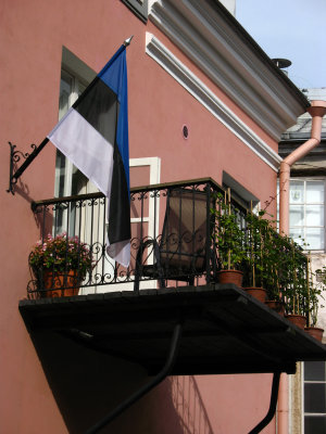 Balcony with Estonian flag