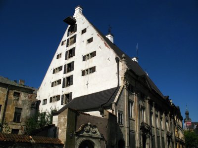 Dannenstern House