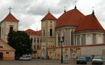 Neo-Romanesque section of St. George's Church