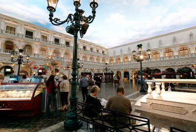 Le Venetian