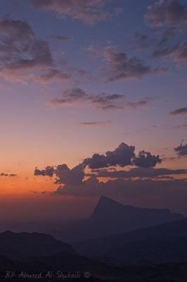 Jabal Misht ( A view from Jabal Shams)