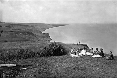 Picnic on the cliffs