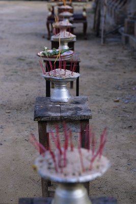 incense tables