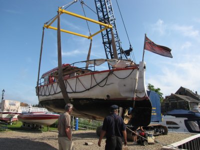 Sanding of the Heron (Sandwich River Bus)