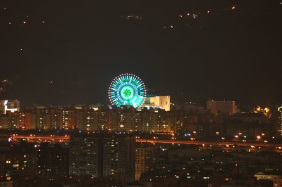 Distant view of the Ferris Wheel at Warner Village Cinemas