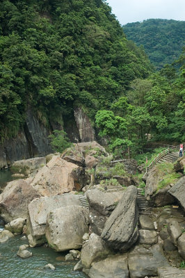Shih-Feng Waterfall area