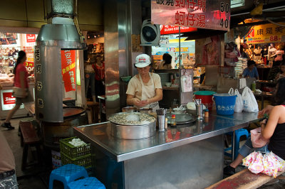 Jee-Lung Temple area - Oyster omlet stand