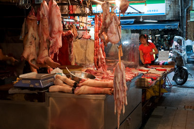 Jee-Lung Temple area - traditional market - meat stand