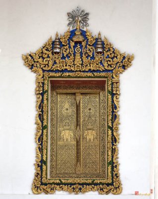 Wat Makut Kasattriyaram Ubosot Window (DTHB603)