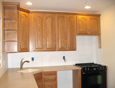 Stove wall with countertop
