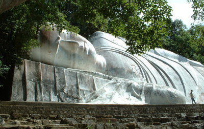 Lying Buddha-Ta Cu mountain