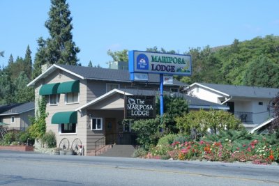 Mariposa lodge, California