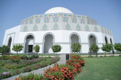 Abu Dhabi 070608-1245 .jpg