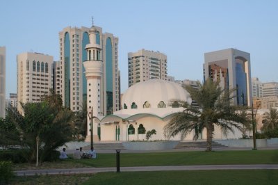 Abu Dhabi 070608-1323 .jpg