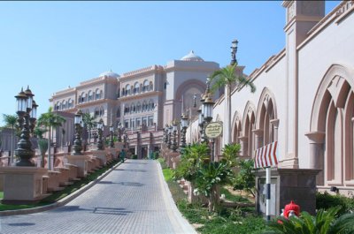 Emirates Palace 070212_6725.jpg